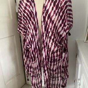 Mudd Purple and White Kimono